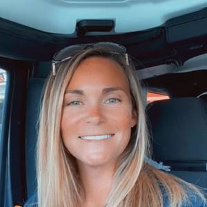 Meet your Posher, Mandy